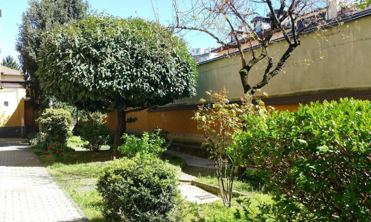 Bed&Coffee Milano Apartment Екстериор снимка