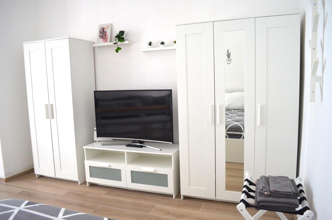 Bed&Coffee Milano Apartment Екстериор снимка