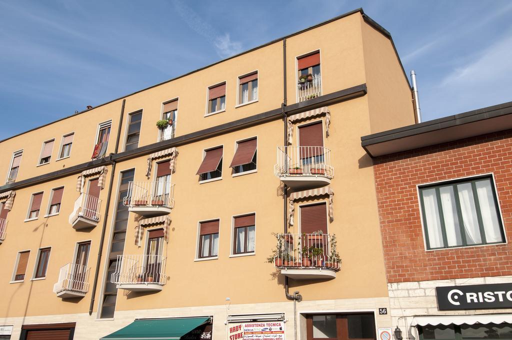 Bed&Coffee Milano Apartment Стая снимка